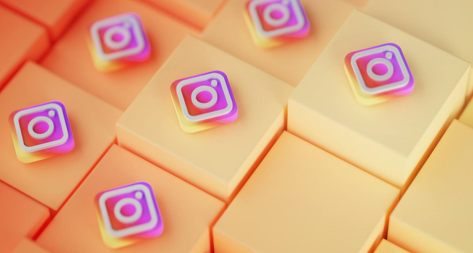 Meta baraja suscripciones para Instagram y Facebook que permitan evitar anuncios a los usuarios de la Unión Europea Logotipo Instagram a modo de fichas